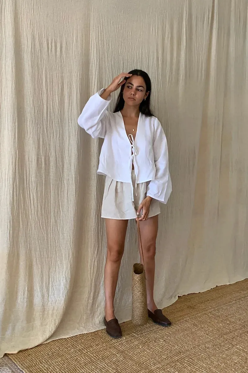 Elegant And Simple Lace Up Blouse
