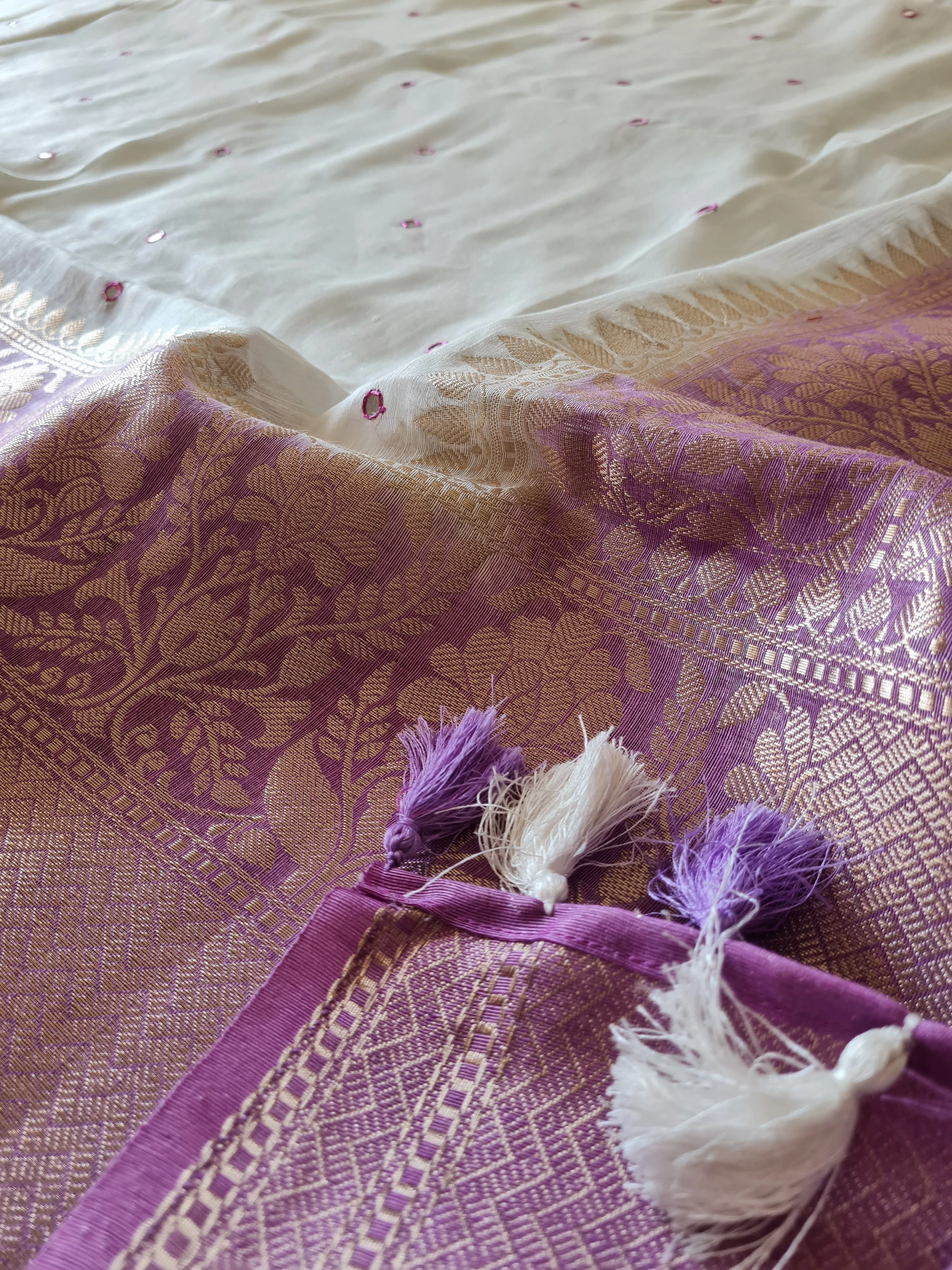 Handloom Silk Linen Saree with Mirror Work
