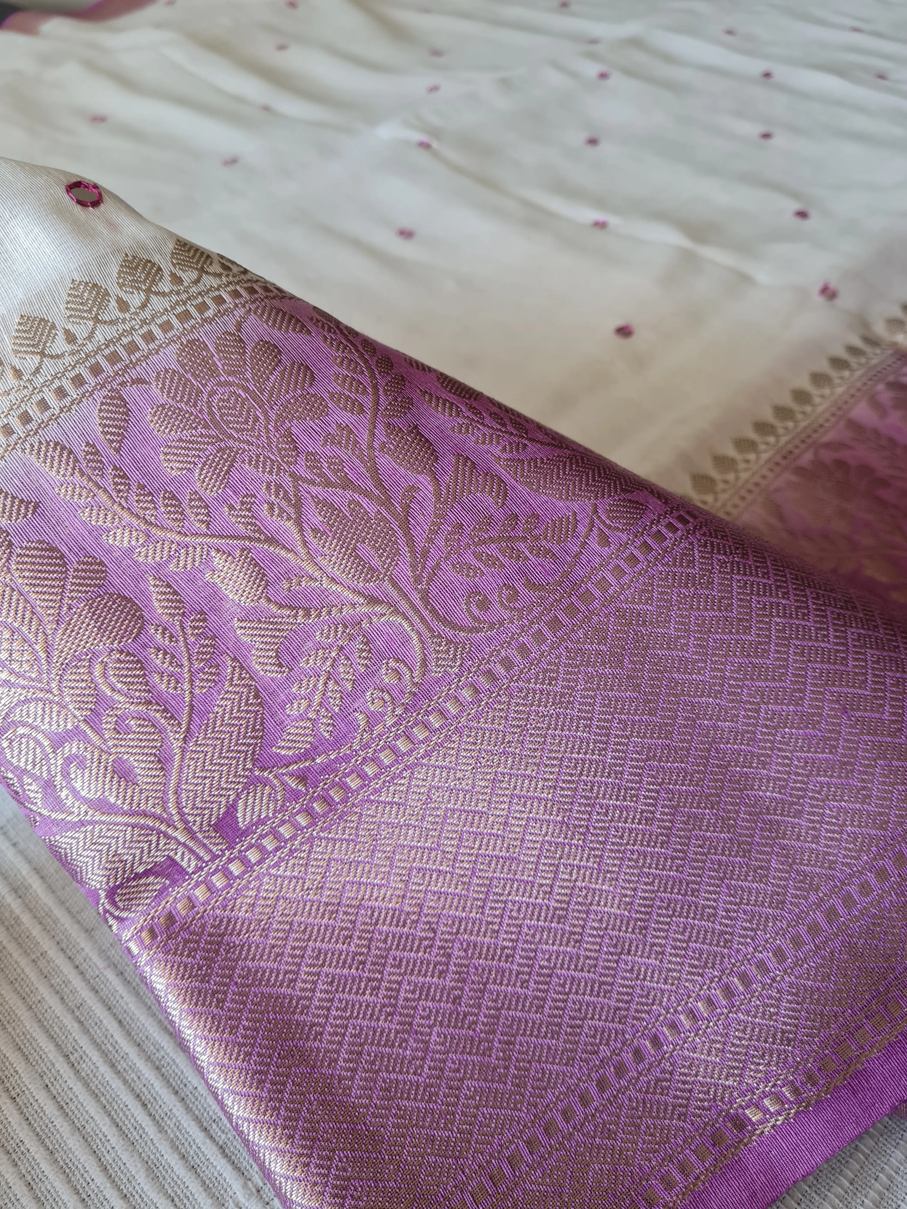 Handloom Silk Linen Saree with Mirror Work