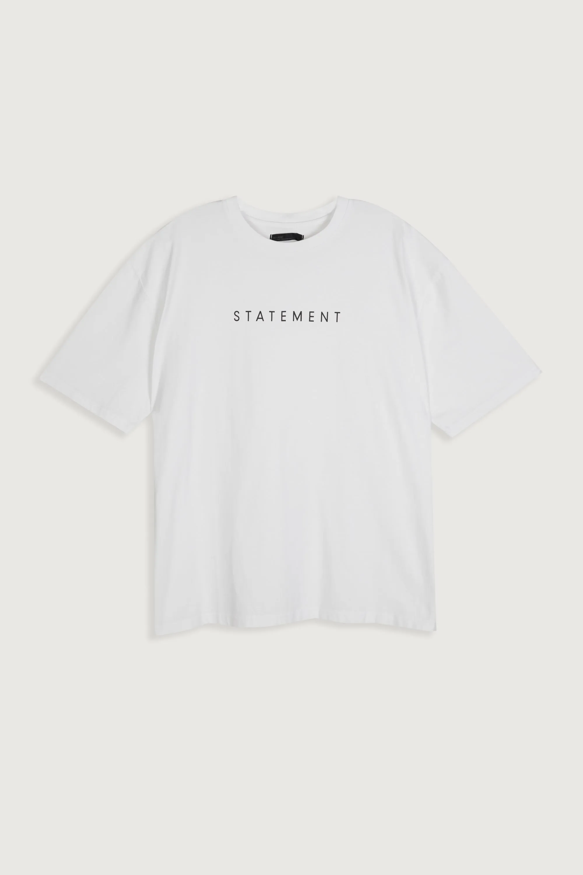 OVERSIZED GRAPHIC T-SHIRT