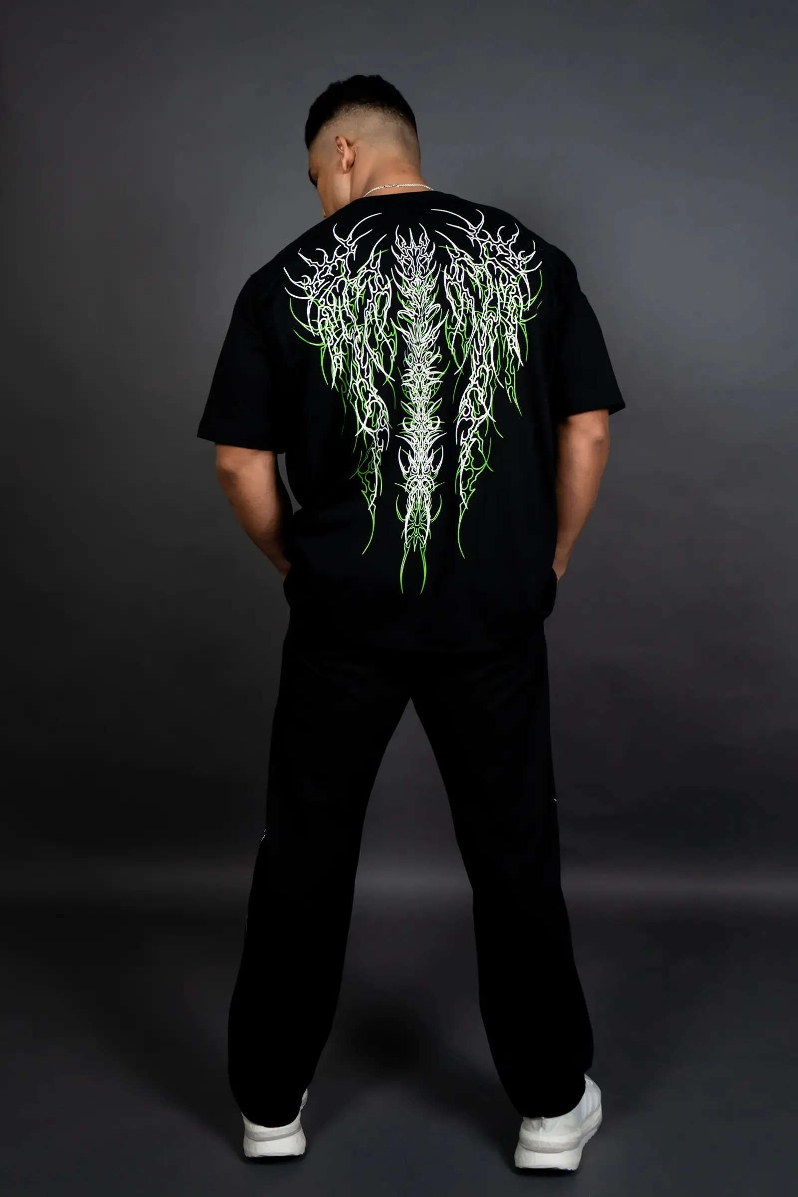 WINGED VERVE IMPACT OVERSIZED T-SHIRT (BLACK GREEN)